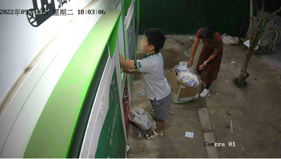 華展貓先生，智能廢品回收箱，廢品回收加盟，舊衣服回收柜