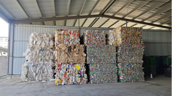 貓先生垃圾分類，智能垃圾房，垃圾分類收集點，生活垃圾投放站