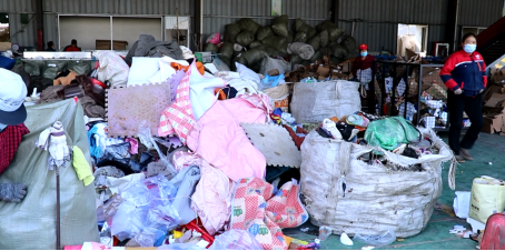 貓先生智能廢品回收箱，再生資源收集柜，小區(qū)垃圾回收站生產(chǎn)廠家