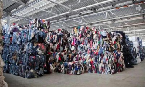 貓先生智能廢品回收箱，再生資源收集柜，小區(qū)垃圾回收站生產(chǎn)廠家