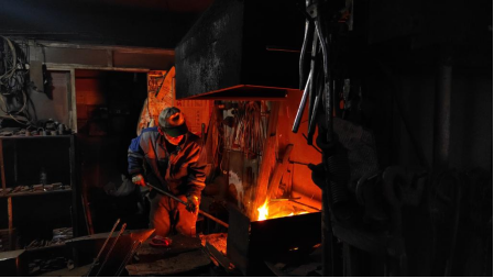 貓先生智能廢品回收箱，再生資源收集柜，小區(qū)垃圾回收站生產廠家